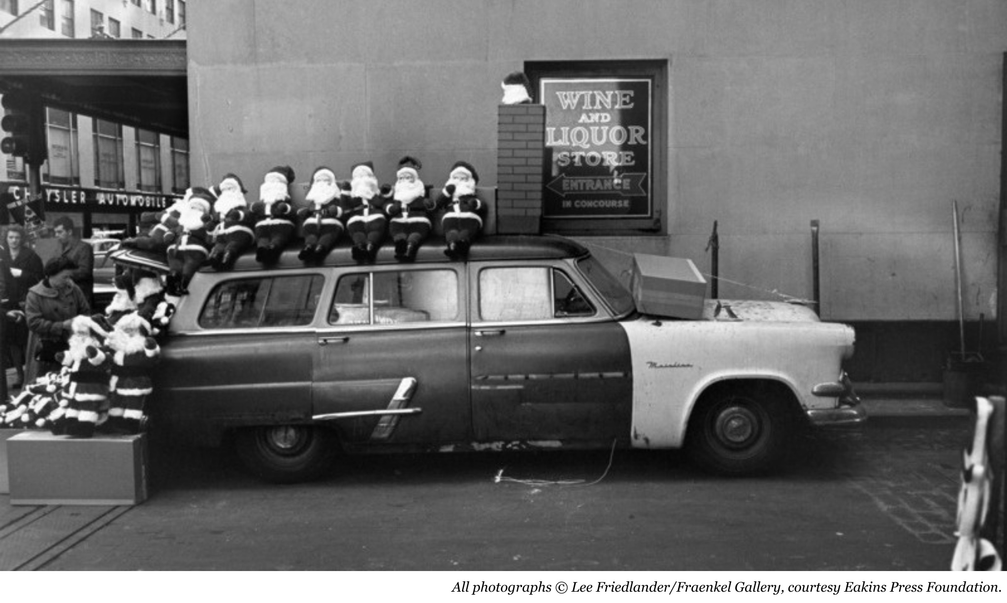 A Mirror to Society: On Lee Friedlander’s Many American Christmases