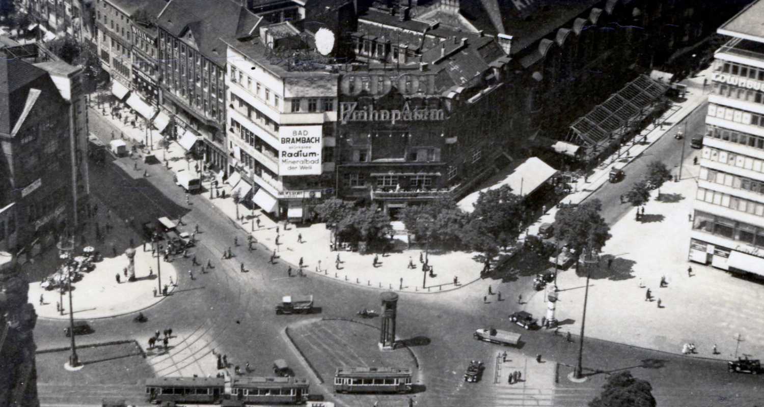 Fake News, Far-Right Propaganda, Exaggerated Crowd Sizes, a Squabbling Left…Welcome to 1930s Berlin!